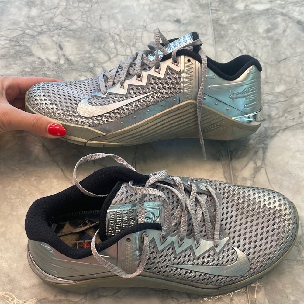 Metallic Nike Metcon mens 7.5/ womens 9 shoes
